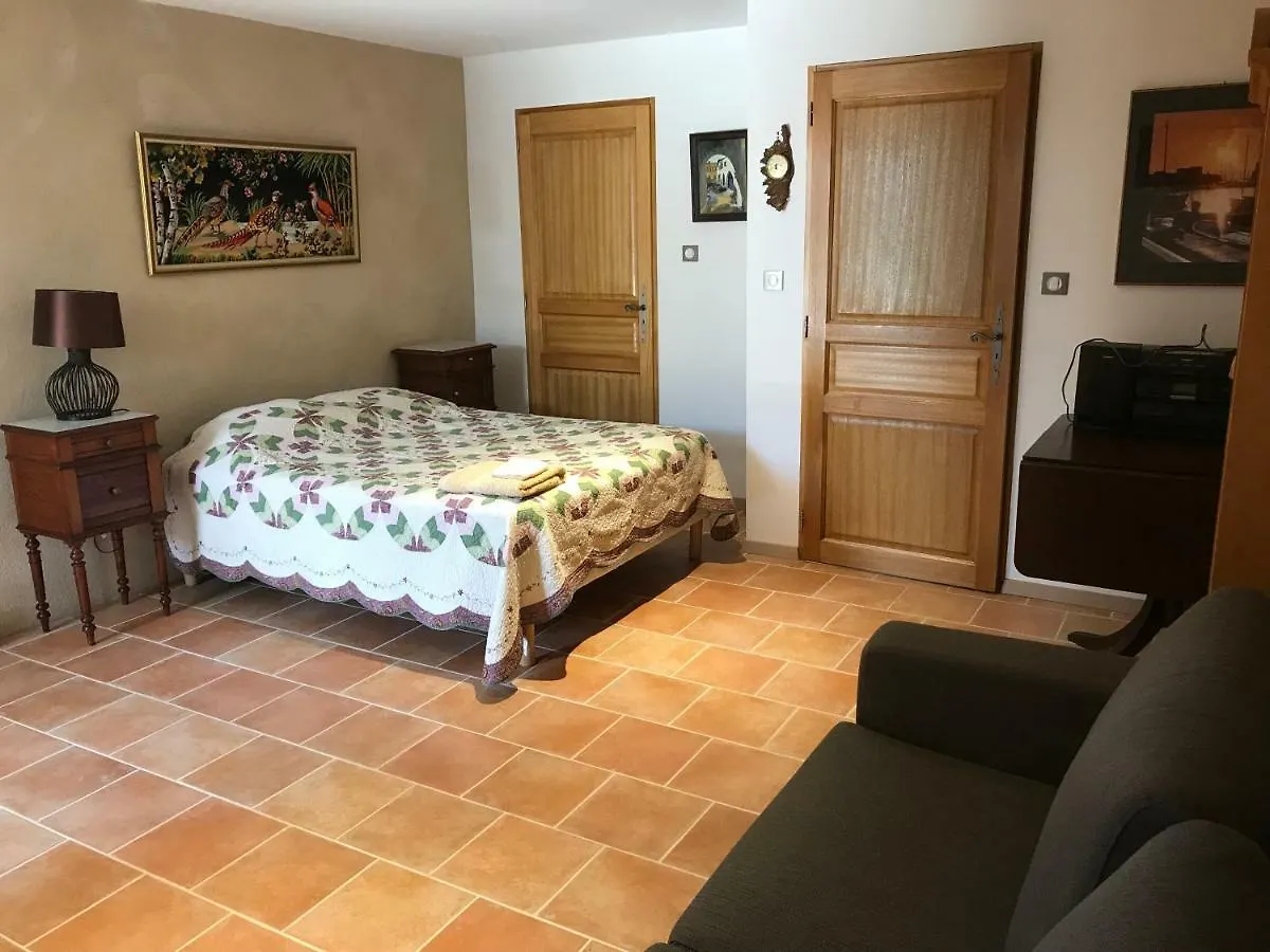 Domaine Du Colombier, Chambres D'Hotes Larroque  0*, Larroque (Tarn)